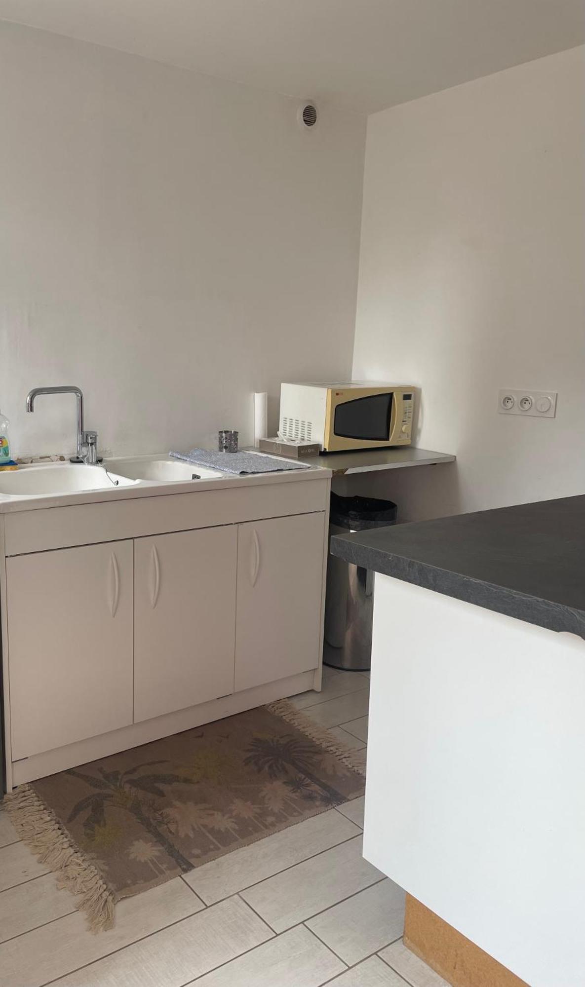 Petit Studio Aux Portes Du Beaujolais Saint-Germain-Nuelles Kültér fotó
