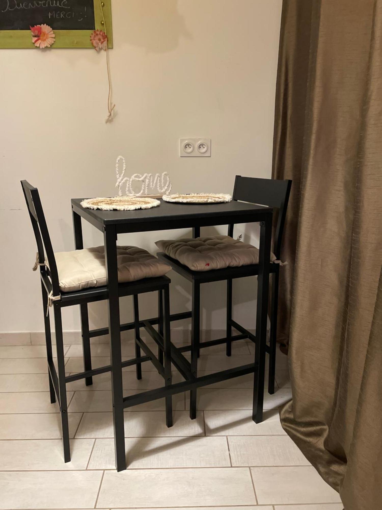 Petit Studio Aux Portes Du Beaujolais Saint-Germain-Nuelles Kültér fotó